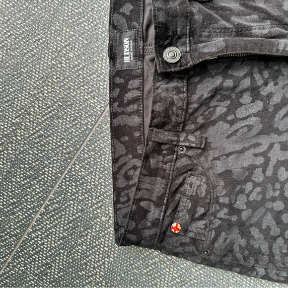 NWT Hudson Black Leopard Print Skinny Jeans Metallic High Waist Barbara size 30 - Picture 2 of 7